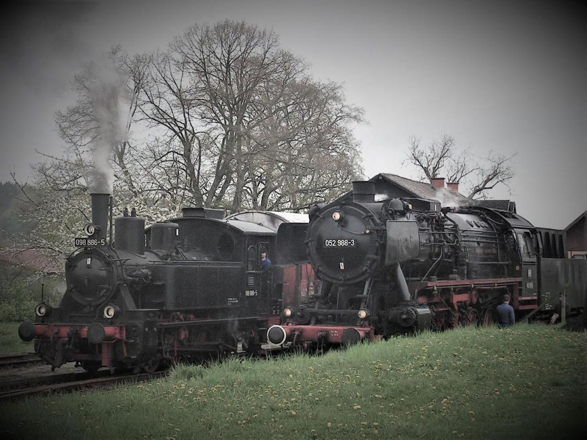 Ferienwohnung Zur Eisenbahn Fladungen Exterior foto